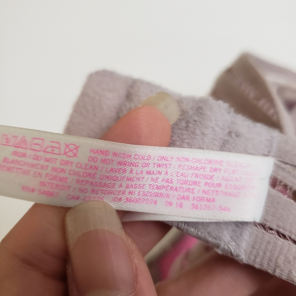 32D Pink Victoria's Secret Gray Floral Lace - Picture 9 of 9